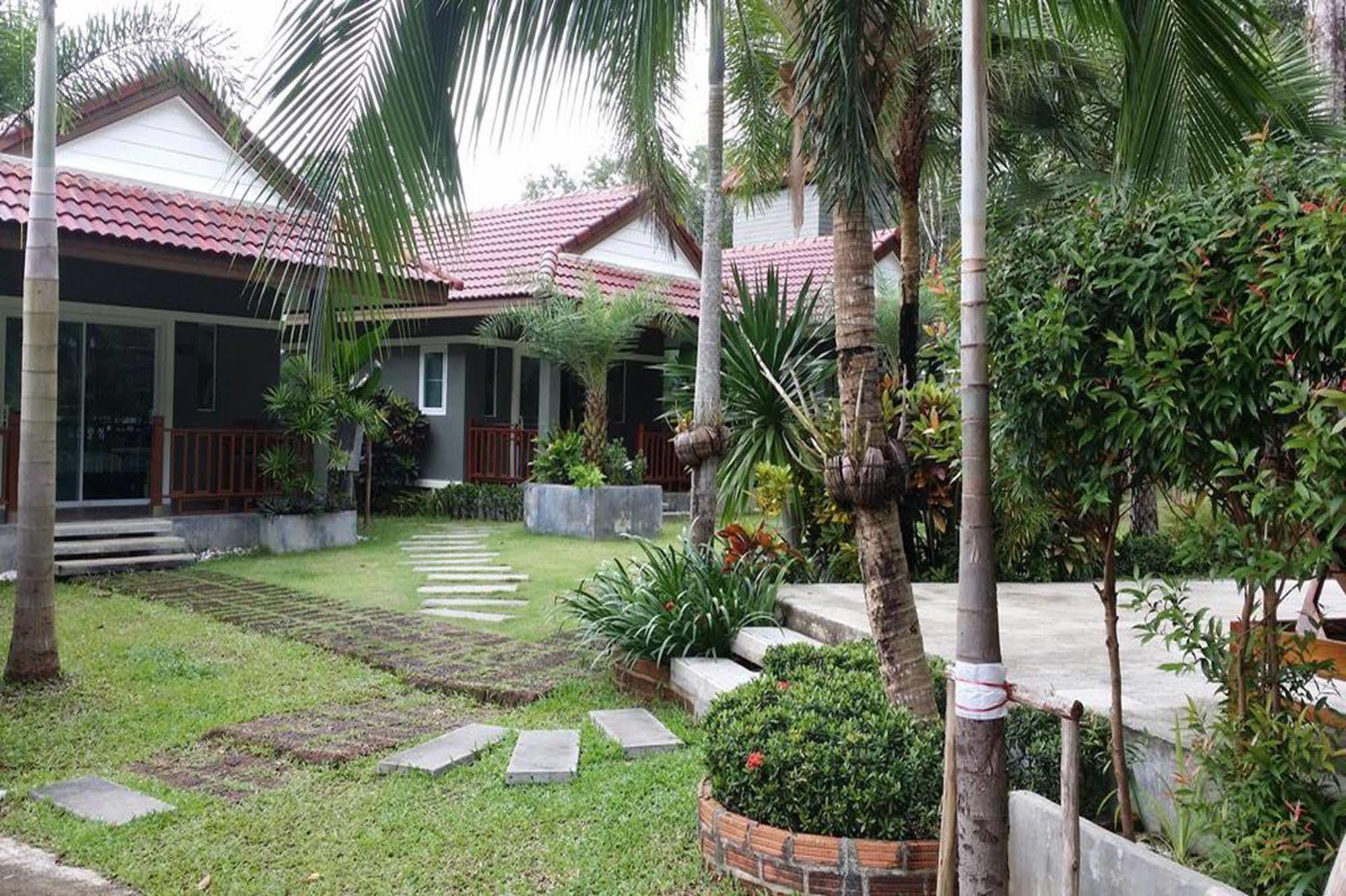 Курортный комплекс Khaolak Yama - Sha 3*